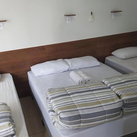 Pousada Quarto Familiar Com Ar,Frigobar,Wi Fi, Garagem Апаресида Экстерьер фото