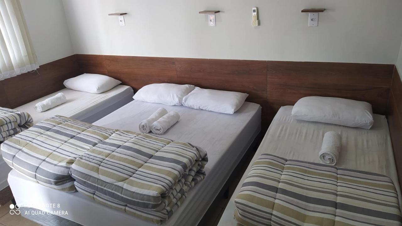 Pousada Quarto Familiar Com Ar,Frigobar,Wi Fi, Garagem Апаресида Номер фото